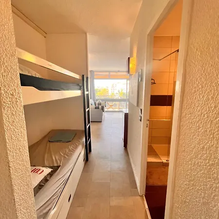 Heliotel Marine 30m2 Tres Lumineux Avec Terrasse 17m2 Au 3eme Etage Apartmán *
